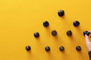 Kast den tradisjonelle organisasjons-pyramiden!